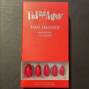 Red Aspen Nail Dashes Press-On Nails – Shiny Red